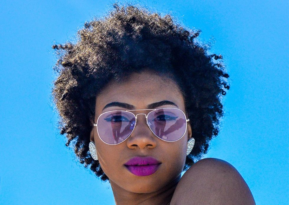 5 Ways to Combat Dry and Brittle Hair CurleeMe Blog