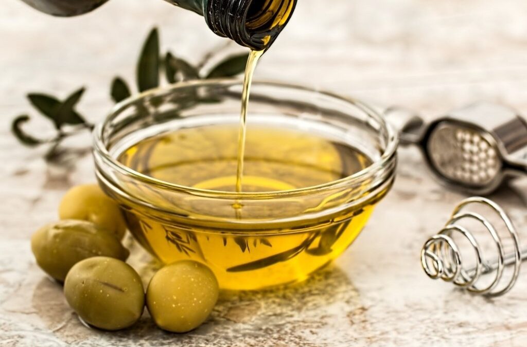 DIY: Hair Remedies for Dryness, Hair Growth, and Scalp Relief