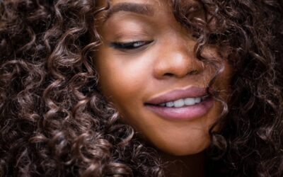 Curly Dialogue: Hair Influencers to Follow With Type 3 & 4 Curl Patterns