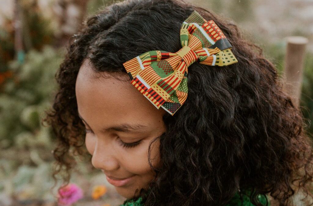 10 Natural Hair Accessories You Can't Go Without - CurleeMe